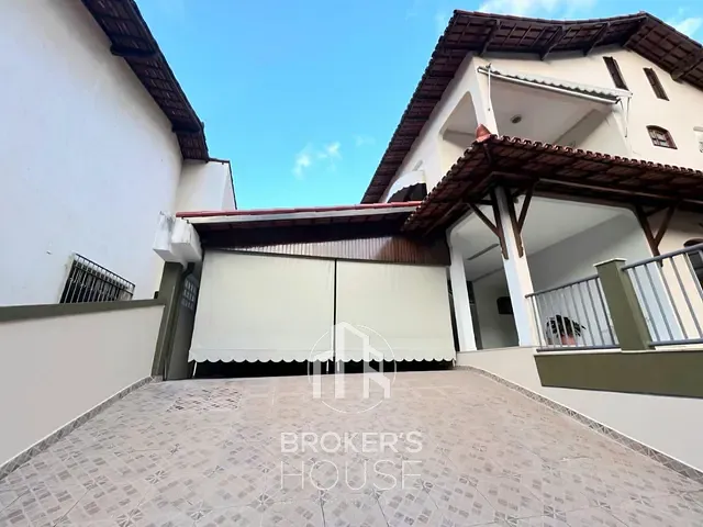 Casa 4 quartos e 6 banheiros, à venda, no bairro Fradinhos em Vitória