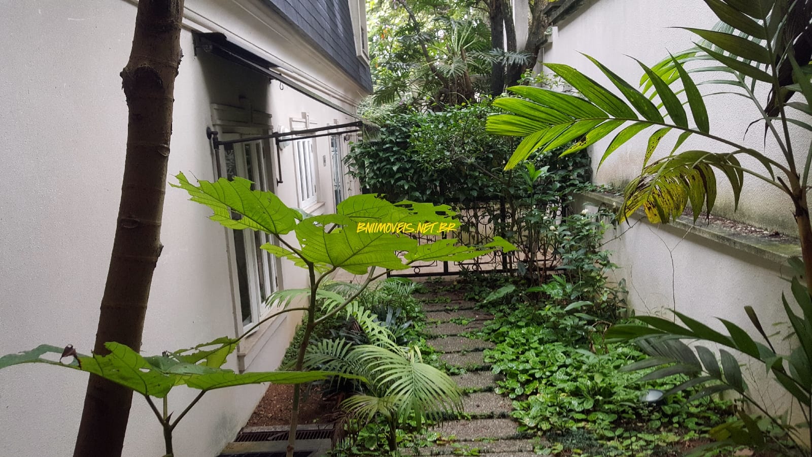 Casa à venda e aluguel com 4 quartos, 530m² - Foto 31
