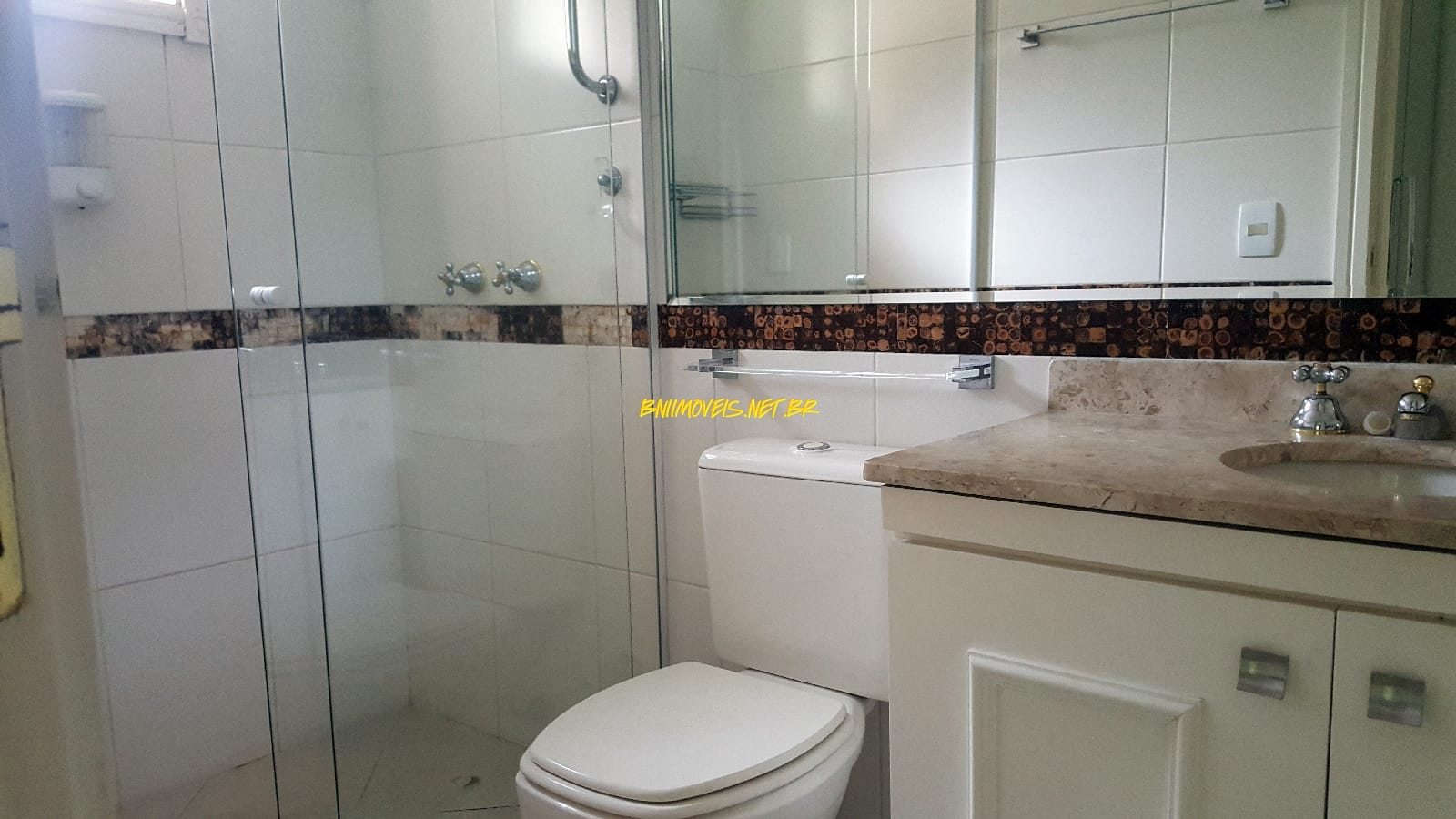 Casa à venda e aluguel com 4 quartos, 530m² - Foto 8