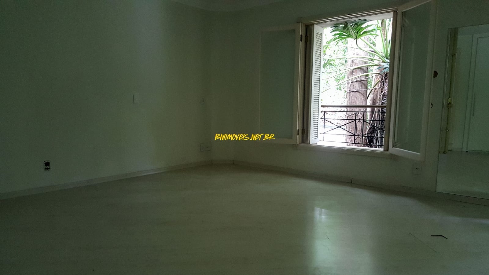 Casa à venda e aluguel com 4 quartos, 530m² - Foto 5