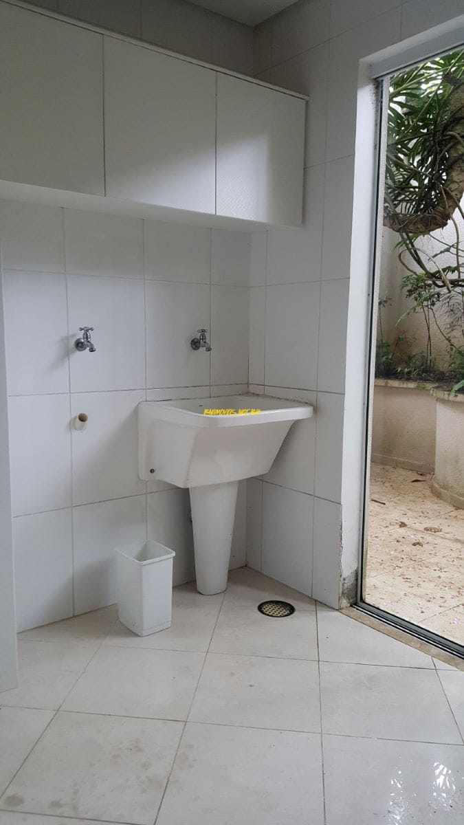 Casa à venda e aluguel com 4 quartos, 530m² - Foto 41