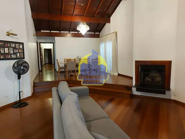 Casa com 412m² 5 quartos e 4 banheiros, à venda, no bairro City Bussocaba em Osasco