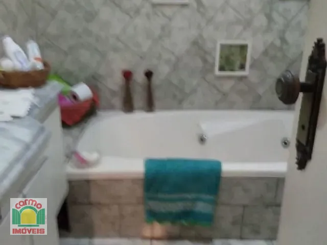 Casa com 324m² 5 quartos e 6 banheiros, à venda, no bairro Batista em Anápolis