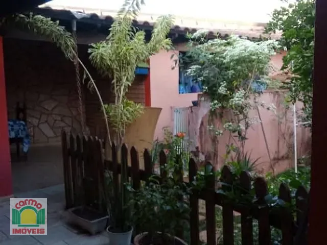 Casa com 324m² 5 quartos e 6 banheiros, à venda, no bairro Batista em Anápolis