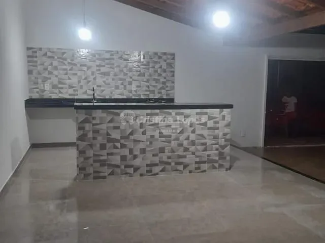 Casa com 300m² 3 quartos e 3 banheiros, à venda, no bairro Parque Sul em Teresina