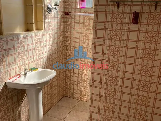 Casa 4 quartos e 1 banheiro, para alugar, no bairro Vila Santa Cecília em Volta Redonda