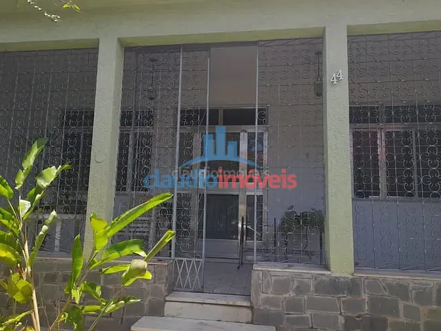 Casa 4 quartos e 1 banheiro, para alugar, no bairro Vila Santa Cecília em Volta Redonda