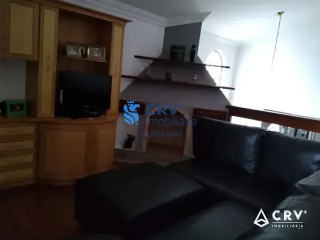 Casa com 800m² 6 quartos e 8 banheiros, à venda ou para alugar, no bairro Lago Parque em Londrina
