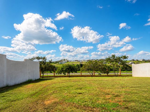 Casa com 455m², à venda, no bairro Alphaville  em Cidade Ocidental 