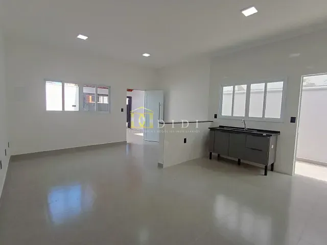 Casa 3 quartos e 2 banheiros, à venda, no bairro Residencial São Francisco em Porto Feliz