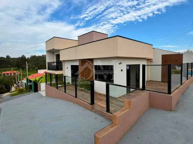 Casa com 120m² 3 quartos e 1 banheiro, à venda, no bairro Jardim Edith em Jaguariaíva