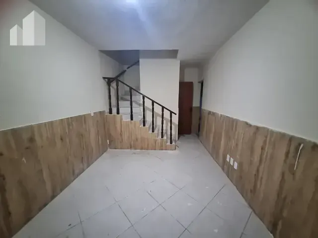 Casa com 70m² 2 quartos e 2 banheiros, para alugar, no bairro Vila São Luis em Nova Iguaçu