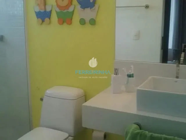 Casa com 360m² 4 quartos e 3 banheiros, à venda ou para alugar, no bairro Urbanova em São José dos Campos