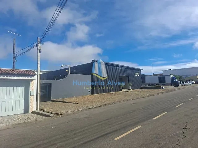 Casa 2 quartos e 1 banheiro, para alugar, no bairro Ibirapuera em Vitória da Conquista