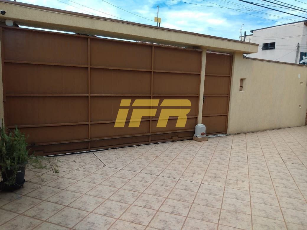 Casa, 3 quartos, 176 m² - Foto 2