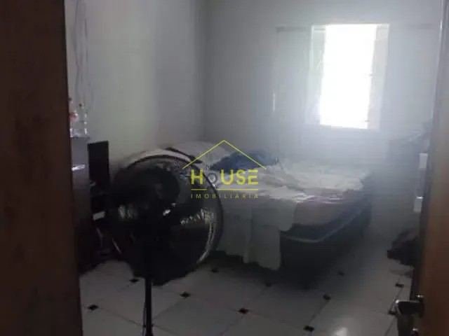 Casa com 330m², à venda, no bairro São Cosme em Votuporanga