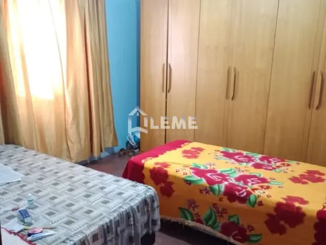 Casa com 285m² 3 quartos e 1 banheiro, à venda, no bairro Vila Lambari em Mococa