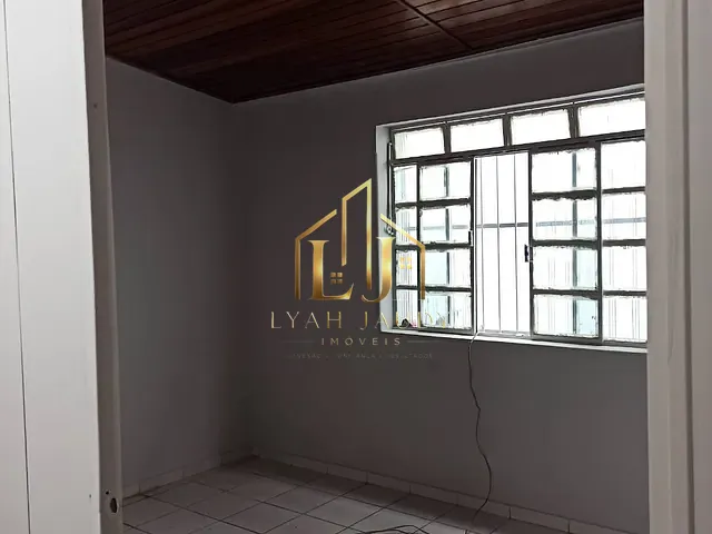 Casa com 123m² 3 quartos e 1 banheiro, à venda, no bairro Duque de Caxias em Cuiabá