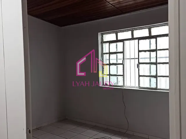 Casa com 123m² 3 quartos e 1 banheiro, à venda, no bairro Duque de Caxias em Cuiabá