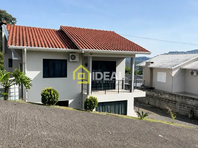 Casa com 150m² 2 quartos e 2 banheiros, à venda, no bairro Itaíba em Concórdia