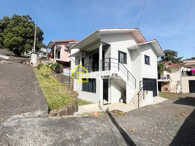 Casa com 150m² 2 quartos e 2 banheiros, à venda, no bairro Itaíba em Concórdia