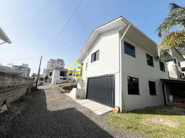 Casa com 150m² 2 quartos e 2 banheiros, à venda, no bairro Itaíba em Concórdia