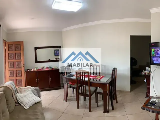 Casa com 127m² 3 quartos e 4 banheiros, à venda, no bairro Parque Maria Domitila em São Paulo