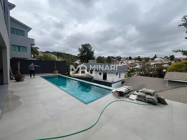 Casa 4 quartos e 6 banheiros, à venda, no bairro Alphaville em Santana de Parnaíba