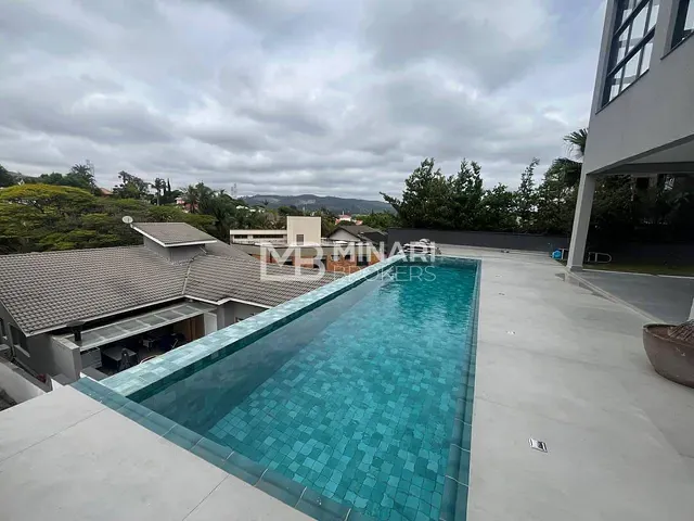 Casa 4 quartos e 6 banheiros, à venda, no bairro Alphaville em Santana de Parnaíba