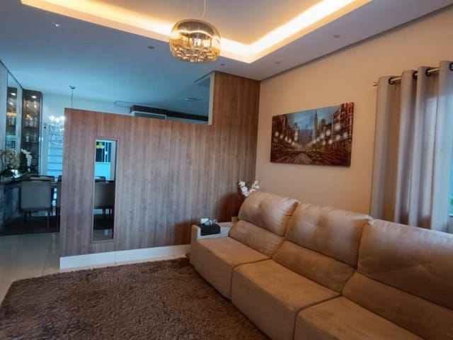 Casa com 313m² 3 quartos e 1 banheiro, à venda, no bairro Residencial Abussafe em Cambé