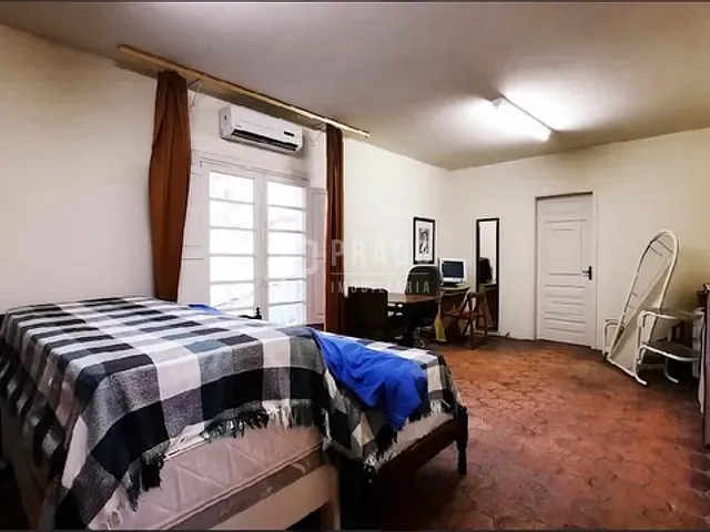 Casa com 344m² 4 quartos e 5 banheiros, à venda, no bairro Centro em Pelotas