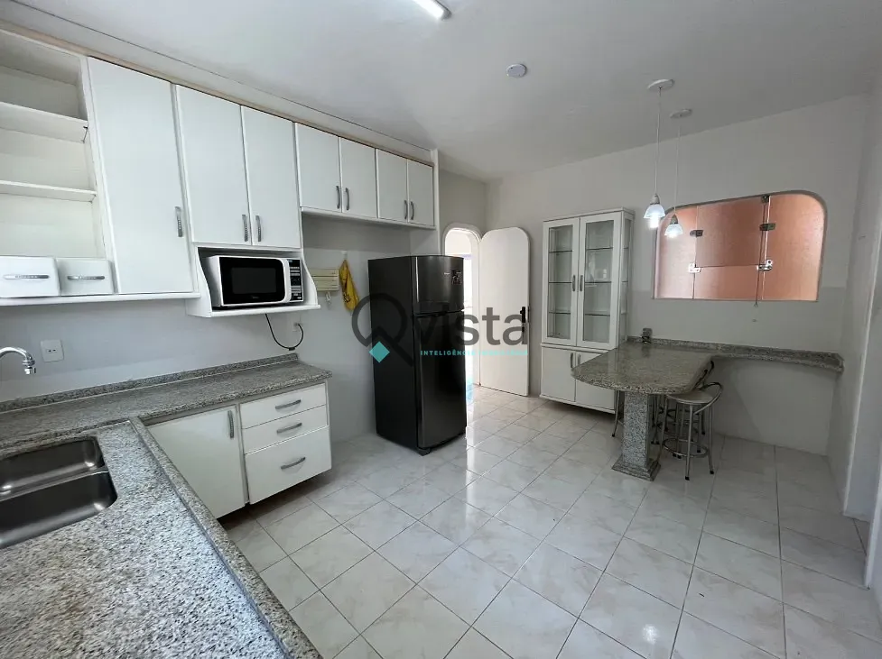 Casa, 4 quartos, 300 m² - Foto 9