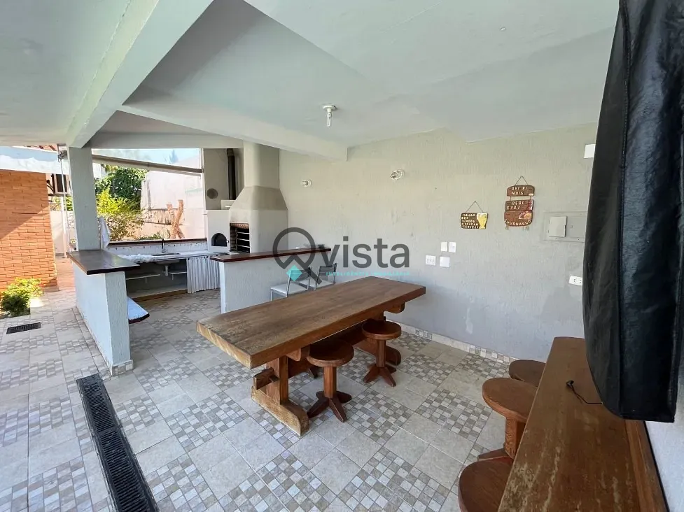 Casa, 4 quartos, 300 m² - Foto 4