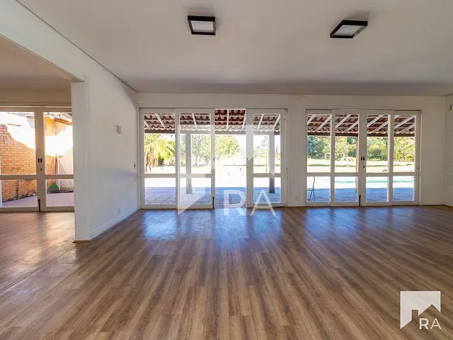 Casa com 36000m² 4 quartos e 4 banheiros, à venda, no bairro Setor de Habitações Individuais Sul em Brasília