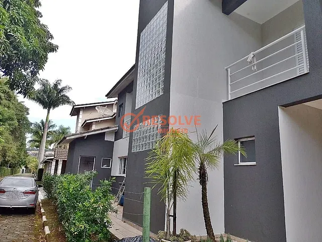 Casa com 1800m² 4 quartos e 4 banheiros, à venda, no bairro Itapema em Guararema
