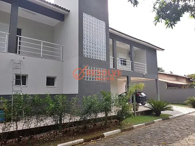 Casa com 1800m² 4 quartos e 4 banheiros, à venda, no bairro Itapema em Guararema