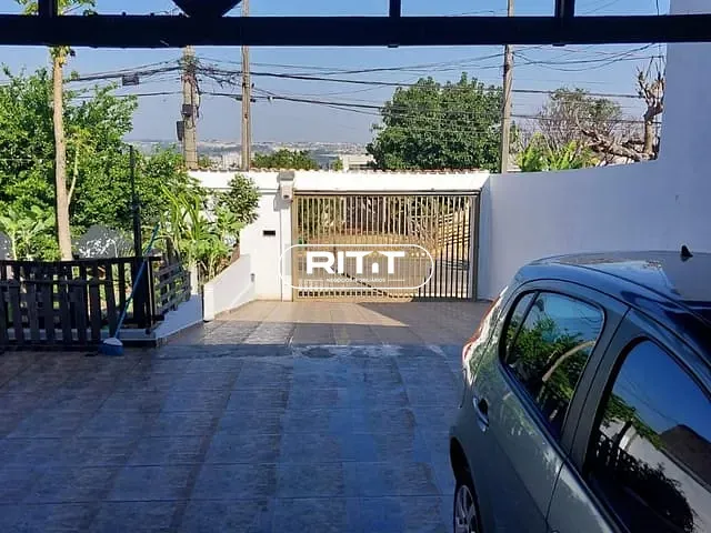 Casa com 300m² 3 quartos e 1 banheiro, à venda, no bairro Parque da Figueira em Campinas