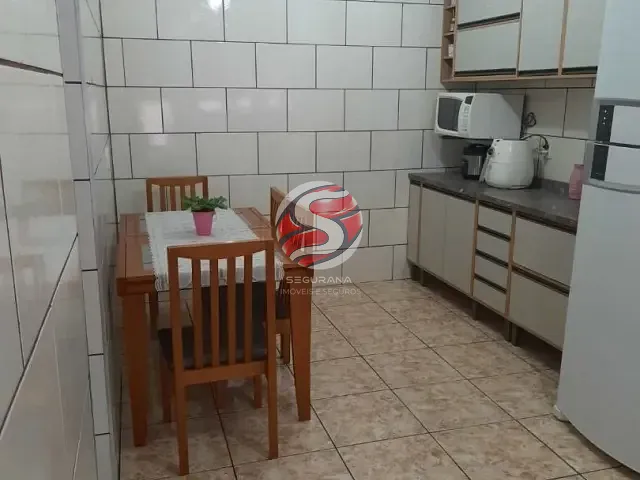 Casa com 160m² 4 quartos e 2 banheiros, à venda, no bairro Vila Paulo Silas em São Paulo
