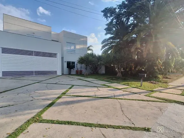 Casa com 460m² 4 quartos e 7 banheiros, à venda, no bairro Condomínio Esplanada do Sol em São José dos Campos