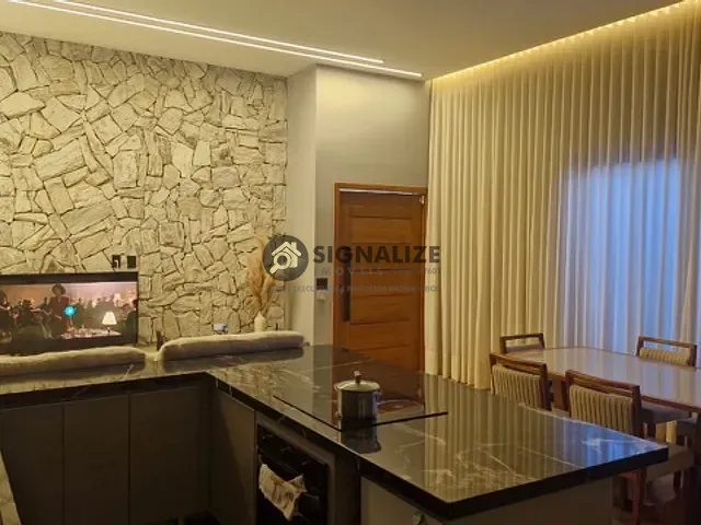 Casa 2 quartos e 1 banheiro, à venda, no bairro Portinho em Cabo Frio