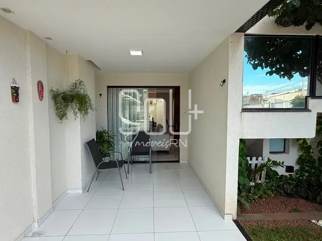 Casa 3 quartos e 2 banheiros, à venda, no bairro Nova Parnamirim em Parnamirim