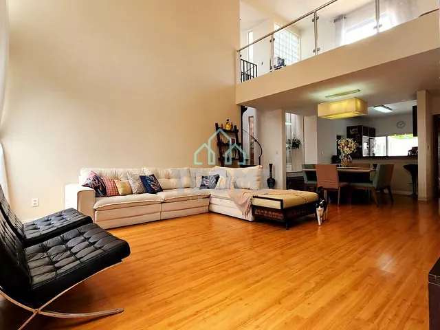 Casa com 300m² 3 quartos e 2 banheiros, à venda, no bairro Loteamento Residencial Campos do Conde II em Tremembé