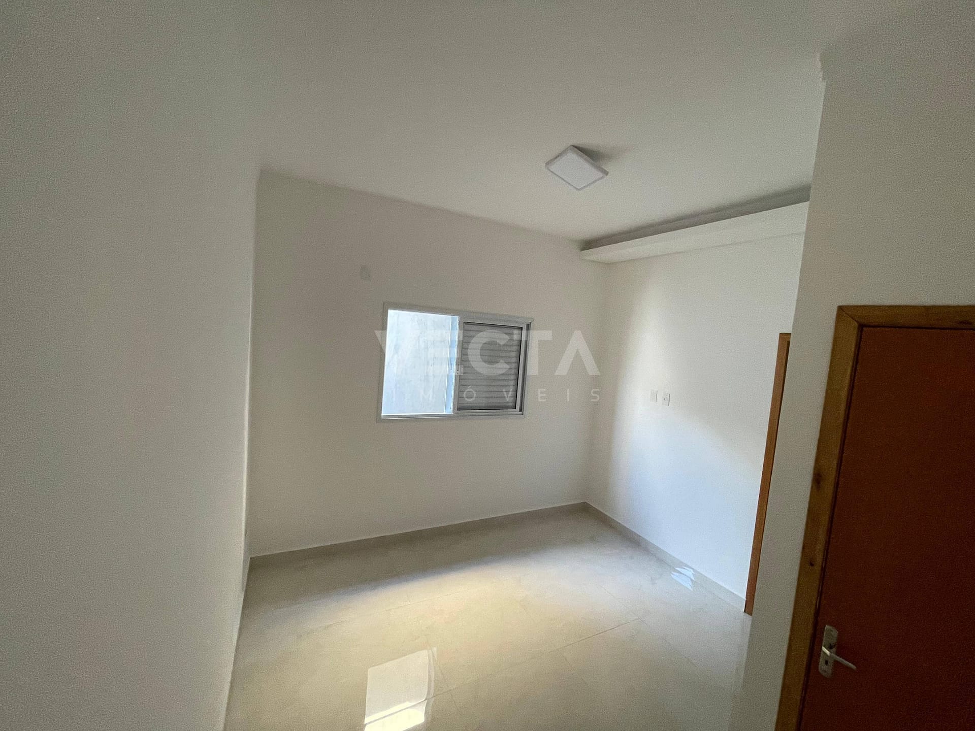 Casa à venda com 2 quartos, 65m² - Foto 11