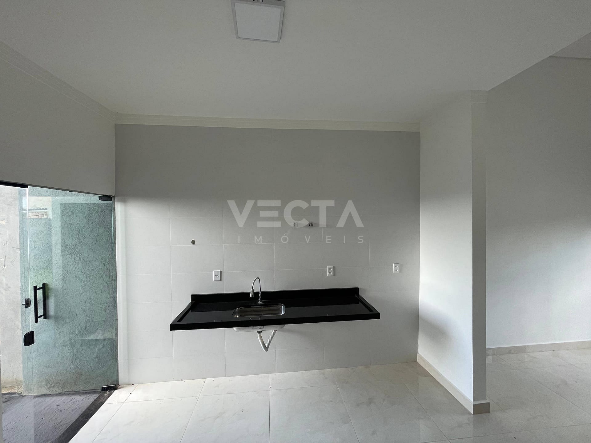 Casa à venda com 2 quartos, 65m² - Foto 6