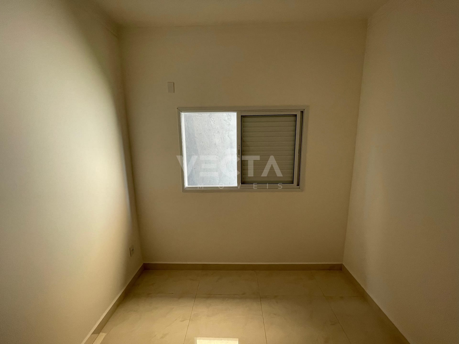 Casa à venda com 2 quartos, 65m² - Foto 9