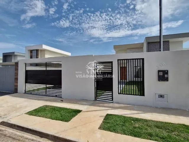 Casa com 300m² 2 quartos e 1 banheiro, à venda, no bairro Residencial Santa Catarina em Sinop