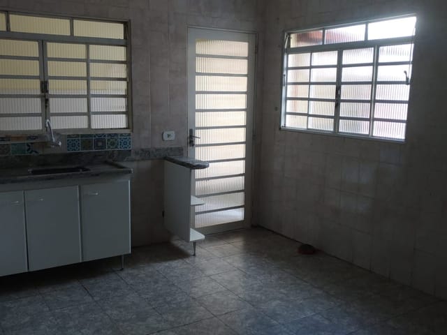 Casa com 111m² 2 quartos e 1 banheiro, à venda, no bairro Cambui em Cambuí