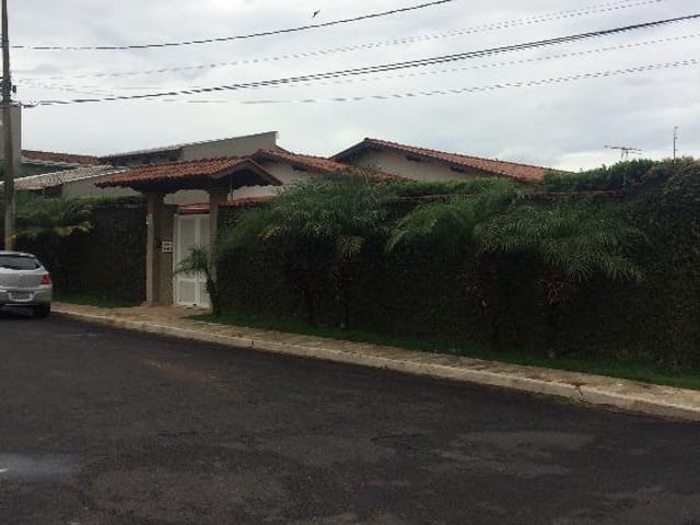Foto do Casa - Casa à venda 3 Quartos, 3 Suites, 1022M², Santa Marta, Uberaba - MG | ZUCATO IMOBILIARIA LTDA