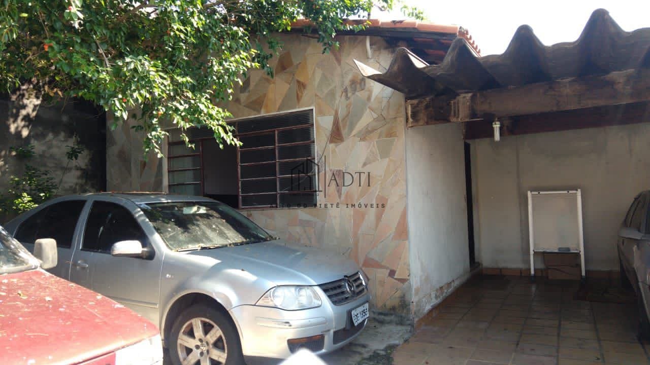 Casa, 3 quartos, 164 m² - Foto 1