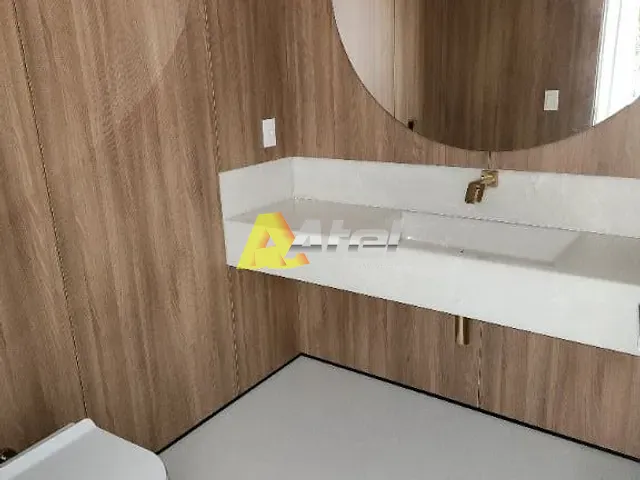 Casa com 600m² 5 quartos e 9 banheiros, à venda, no bairro Barra da Tijuca em Rio de Janeiro